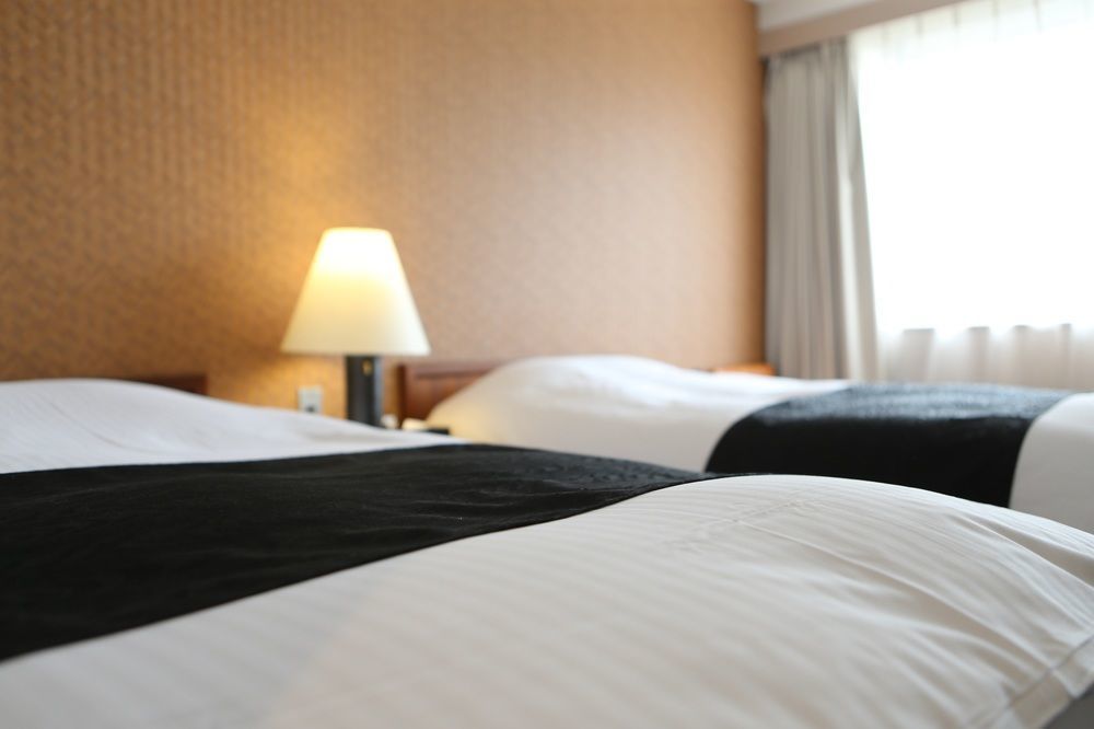 Apa Hotel Okayama Ekimae מראה חיצוני תמונה