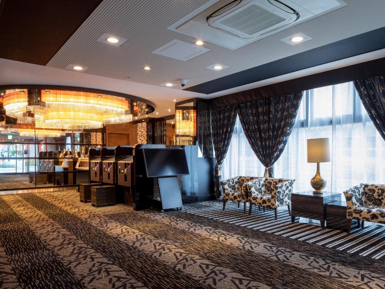 Apa Hotel Okayama Ekimae מראה חיצוני תמונה